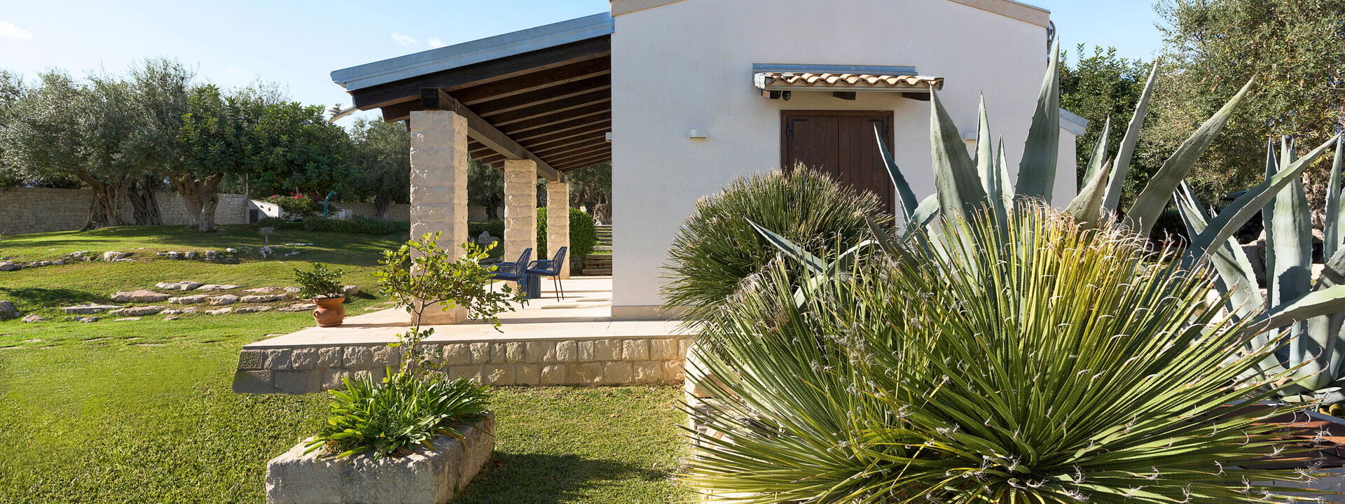 Corte Carrubo - Rosolini, Sicilia: Autumn, Balcony / Terrace / Patio, Building Exterior, Garden, Outdoor, Spring, Summer