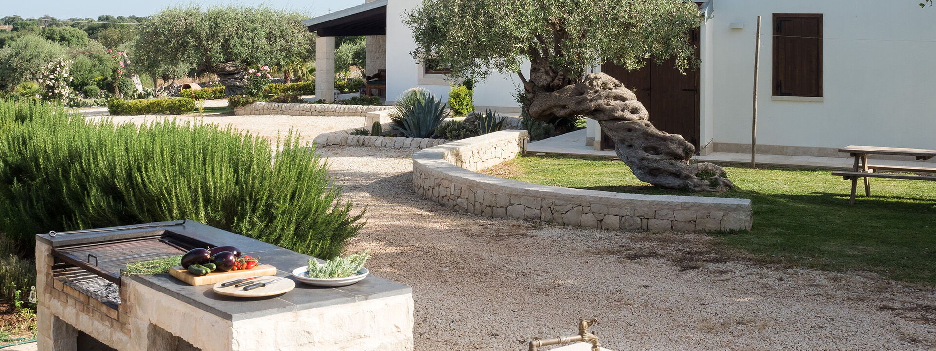 Corte Carrubo - Rosolini, Sicilia: Autumn, Balcony / Terrace / Patio, Building Exterior, Garden, Outdoor, Spring