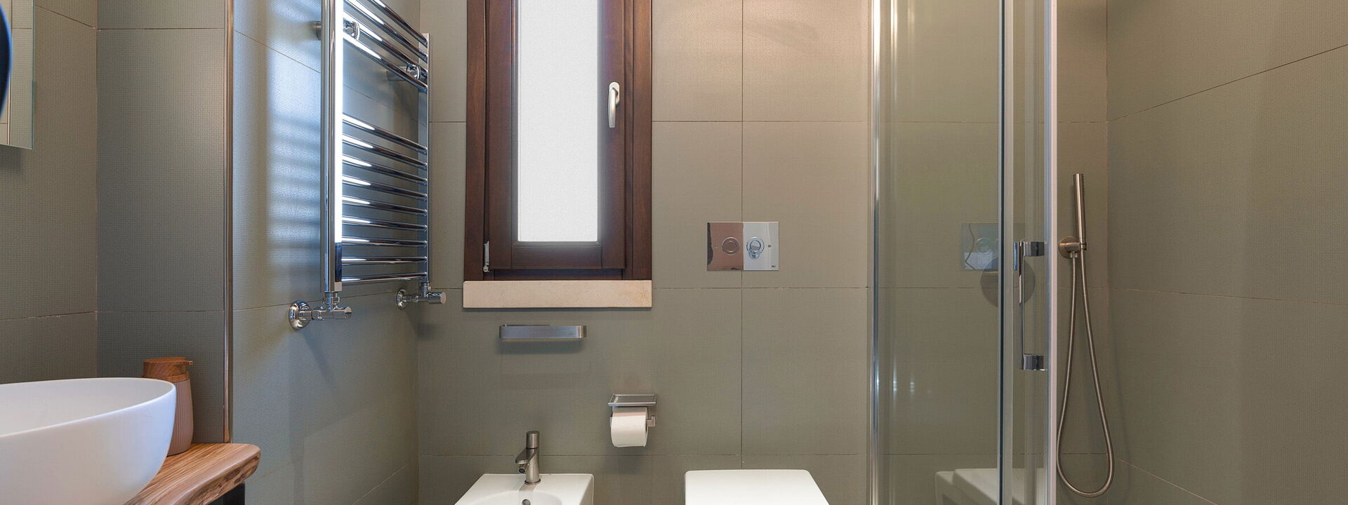 Corte Carrubo - Rosolini, Sicilia: Autumn, Bathroom, Spring, Summer