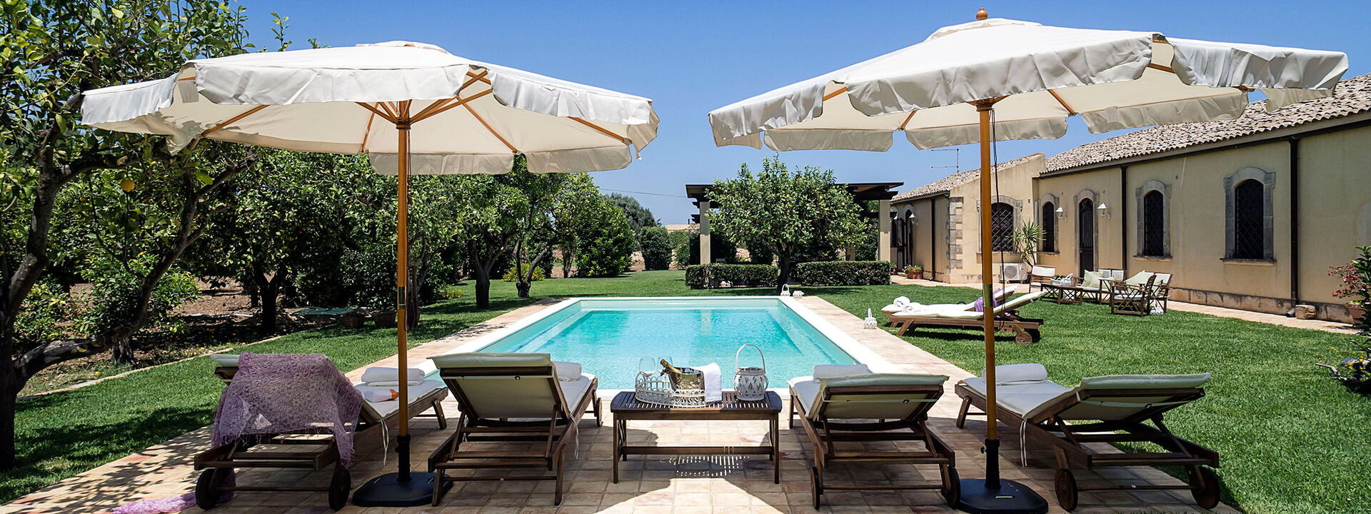 Casa Colore - Siracusa, Sicilia: Automne, bassin, Été, Extérieur, Extérieurs, Jardin, Printemps