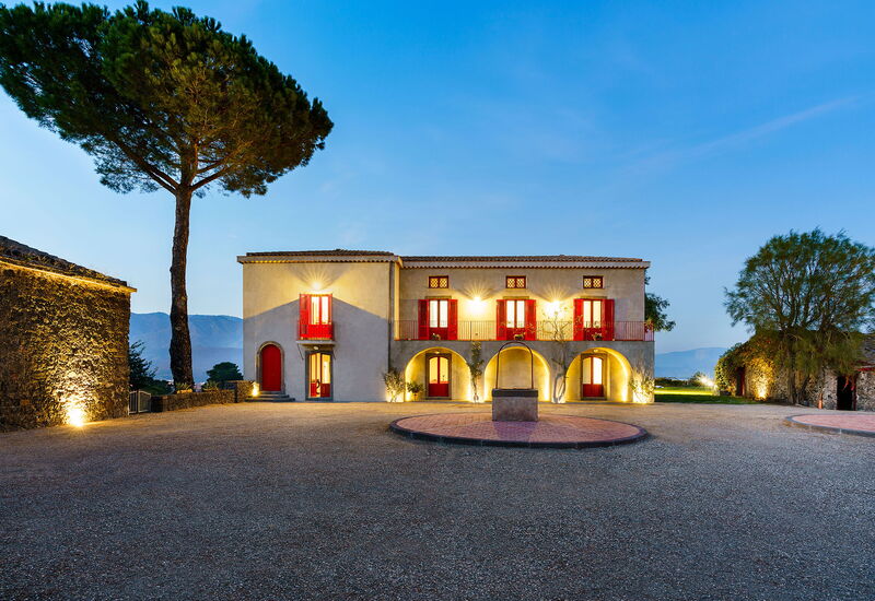 Dimora Vulcano - Castiglione Di Sicilia, Sicilia: Autumn, Building Exterior, Outdoor, Spring, Summer