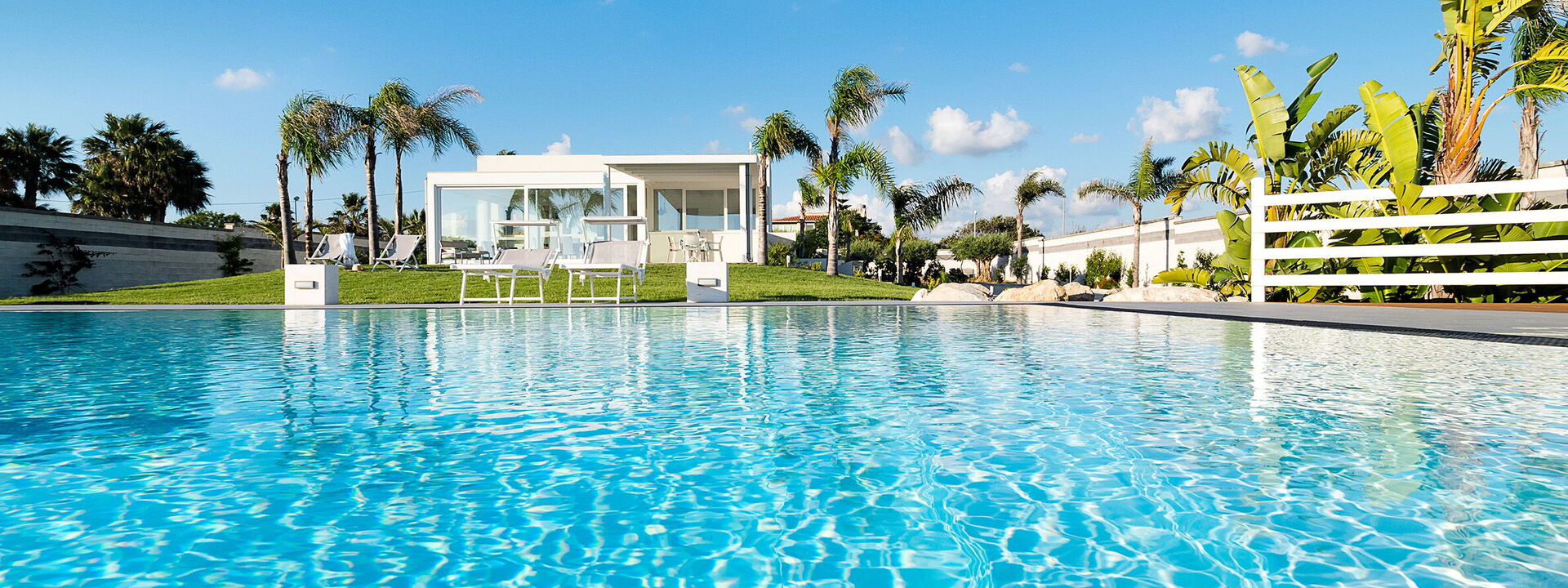 Casa Biancoverde - Marsala, Sicilia: Autumn, Balcony / Terrace / Patio, Building Exterior, Outdoor, Pool, Spring, Summer