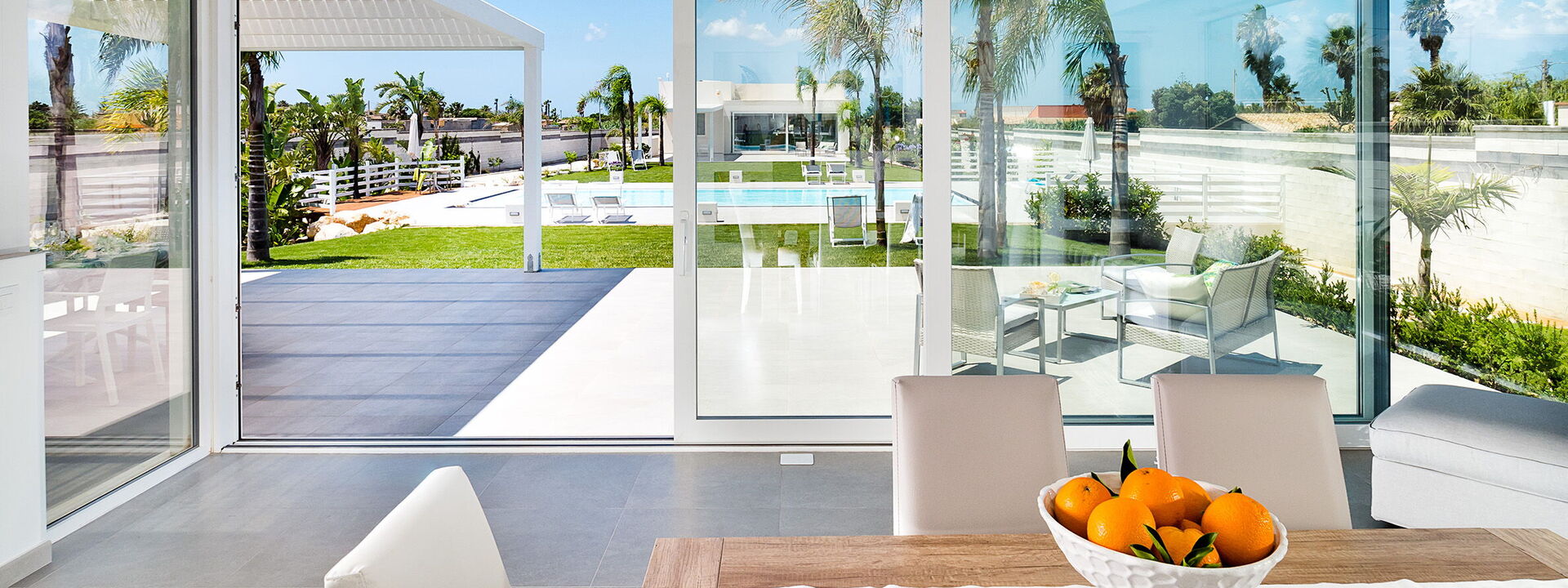 Casa Biancoverde - Marsala, Sicilia: Autumn, Balcony / Terrace / Patio, Dining Room, Pool, Spring, Summer