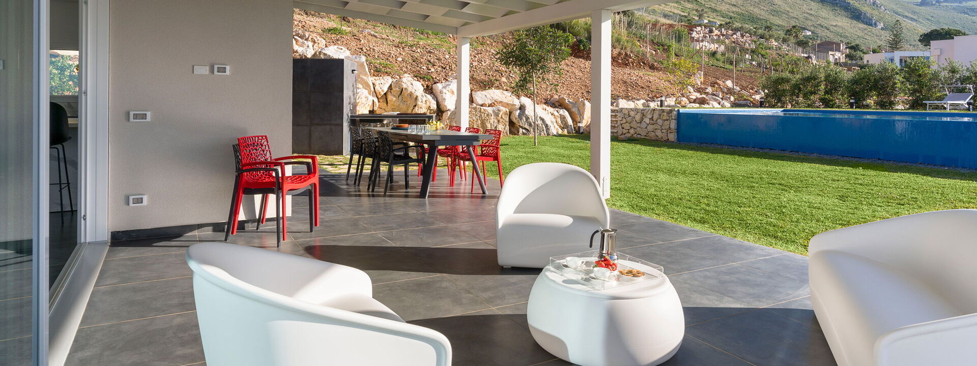 Villa Cinema - Castellammare Del Golfo, Sicilia: Ansichten, Balkon / Terrasse / Patio, Frühling, Garten, Herbst, Sommer