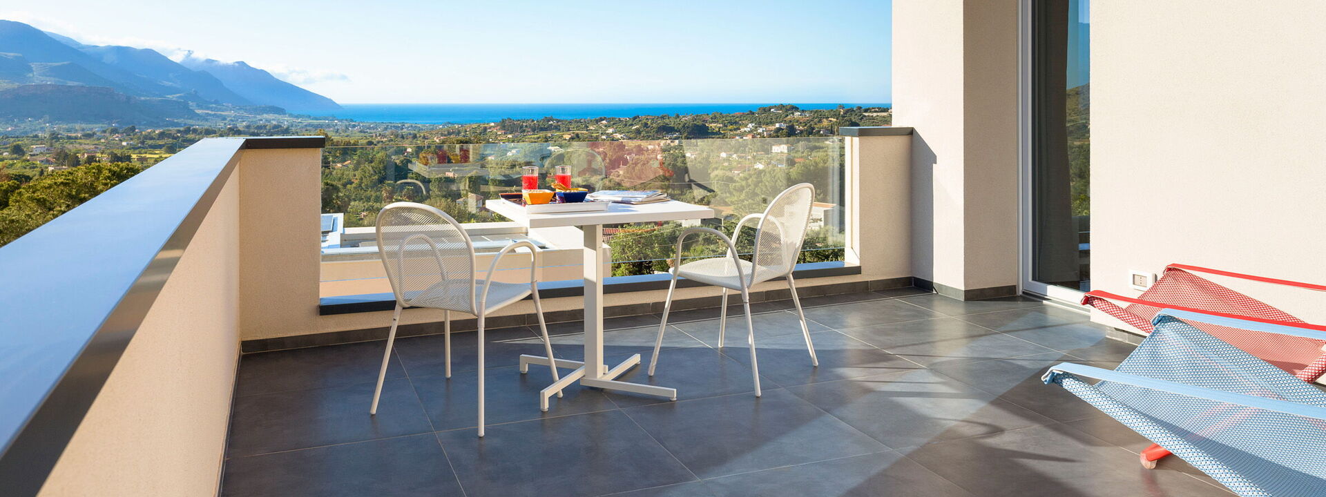 Villa Cinema - Castellammare Del Golfo, Sicilia: Ansichten, Außen, Balkon / Terrasse / Patio, Draussen, Frühling, Herbst, Sommer