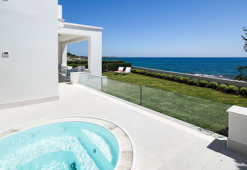 Mariposa - Fontane Bianche, Sicilia: Autumn, Balcony / Terrace / Patio, Building Exterior, Hot Tub, Outdoor, Scenic View, Spring, Summer