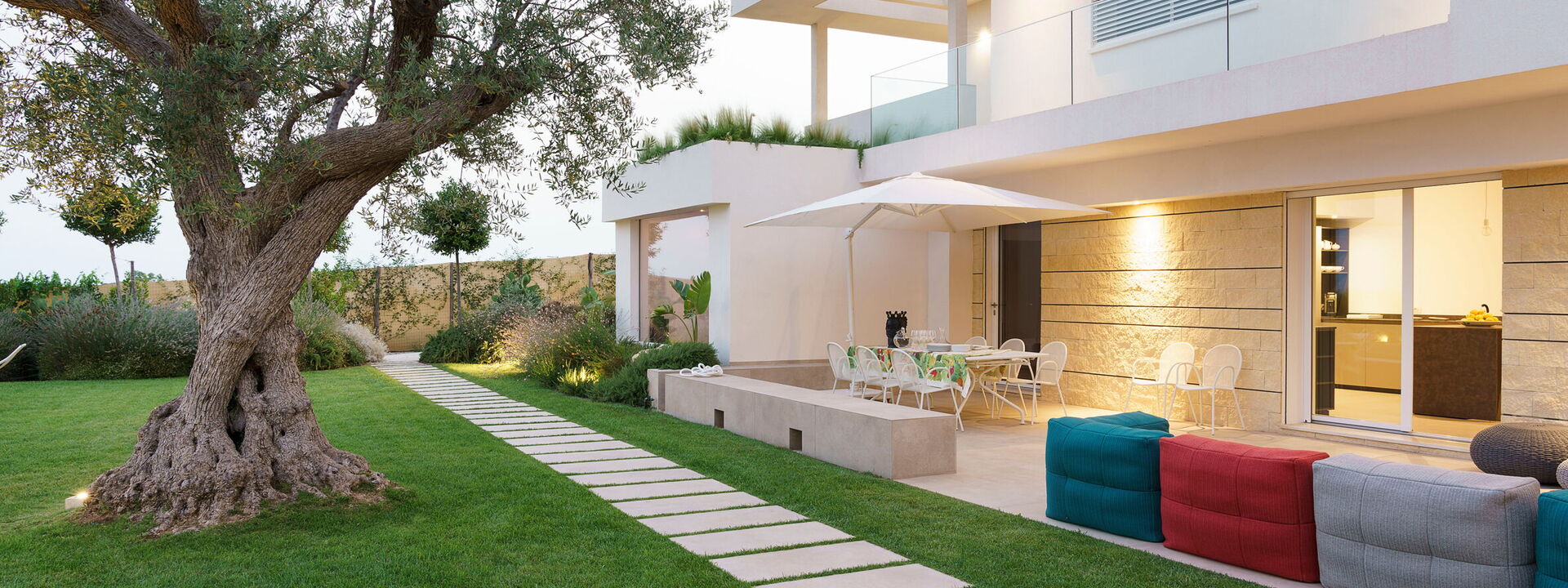 Splendida - Modica, Sicilia: Außen, Balkon / Terrasse / Patio, Draussen, Frühling, Garten, Herbst, Sommer