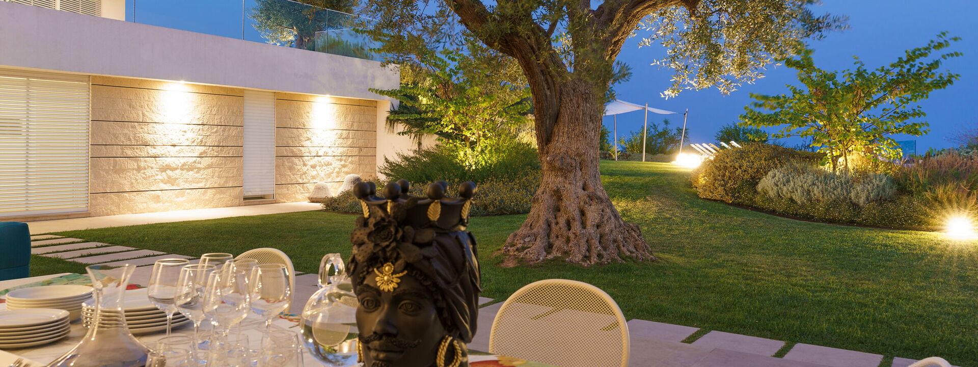 Splendida - Modica, Sicilia: Außen, Balkon / Terrasse / Patio, Draussen, Frühling, Garten, Herbst, Sommer