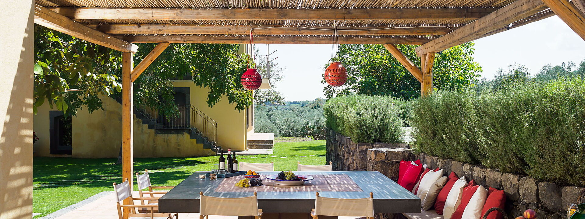 Villa Tranquilla - Randazzo, Sicilia: Autumn, Balcony / Terrace / Patio, Building Exterior, Outdoor, Spring, Summer