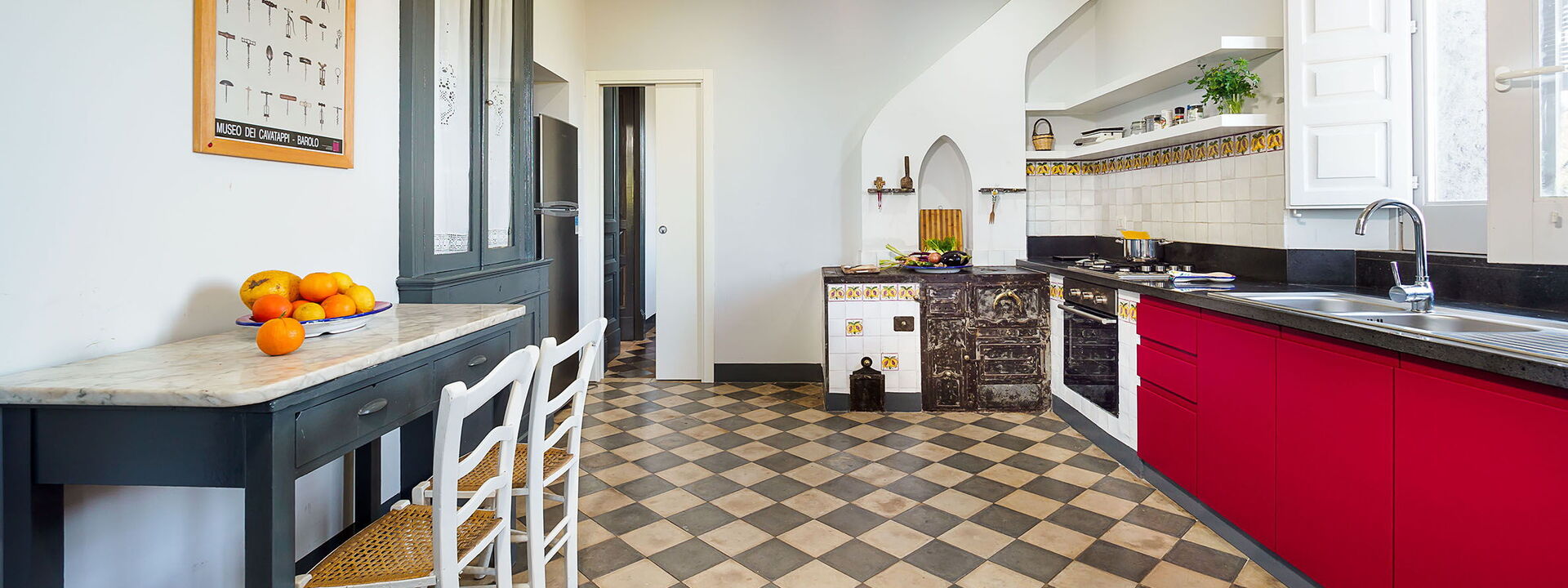 Villa Tranquilla - Randazzo, Sicilia: Autumn, Kitchen, Spring, Summer