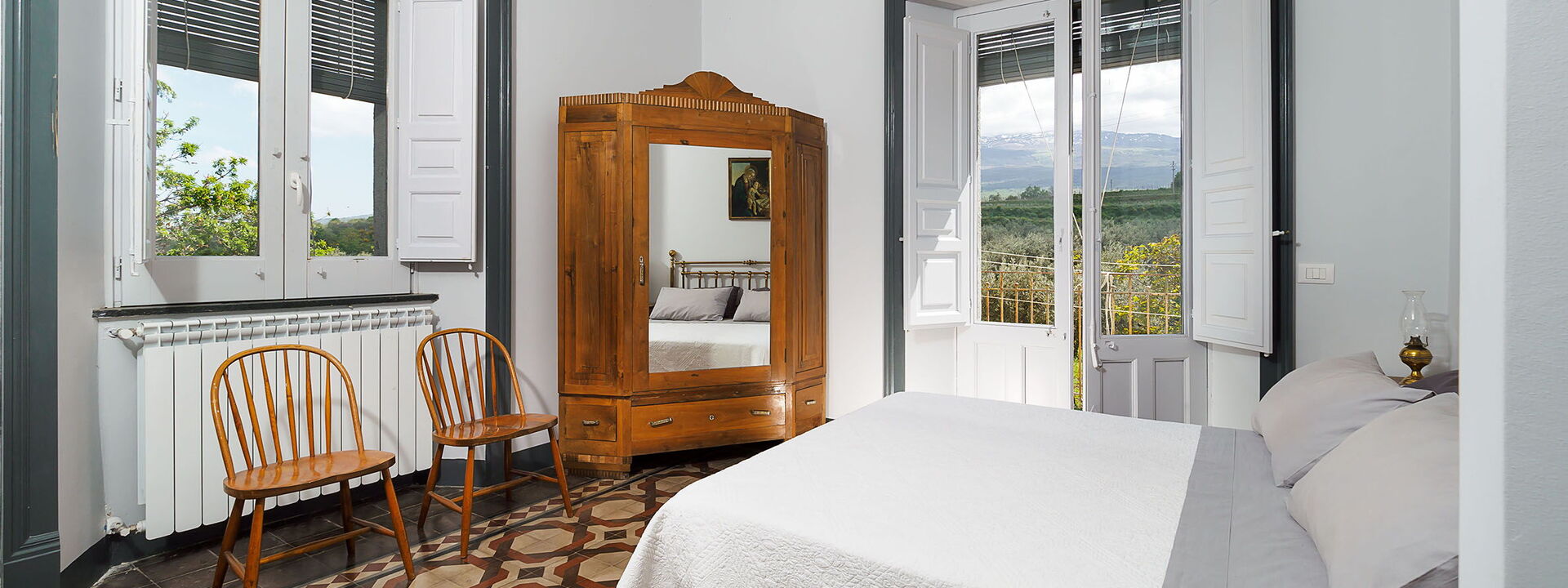 Villa Tranquilla - Randazzo, Sicilia: Autumn, Bedroom, Spring, Summer