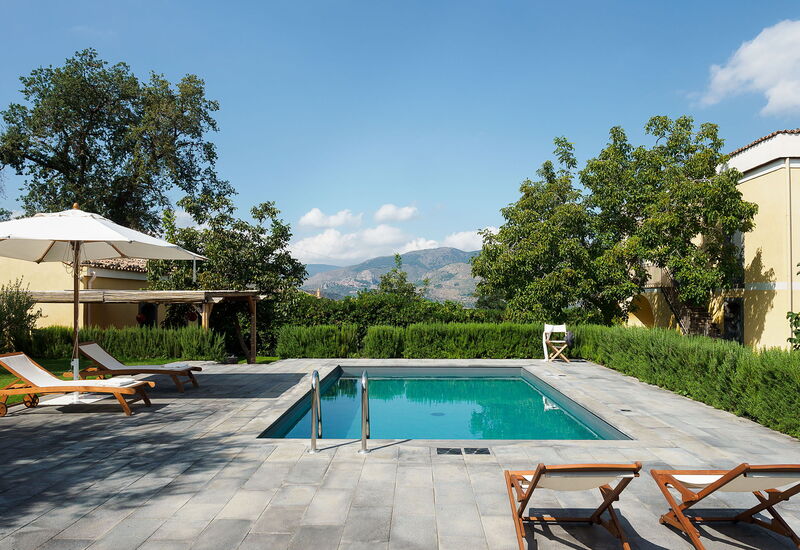 Villa Tranquilla - Randazzo, Sicilia: Autumn, Balcony / Terrace / Patio, Building Exterior, Garden, Outdoor, Pool, Scenic View, Spring, Summer