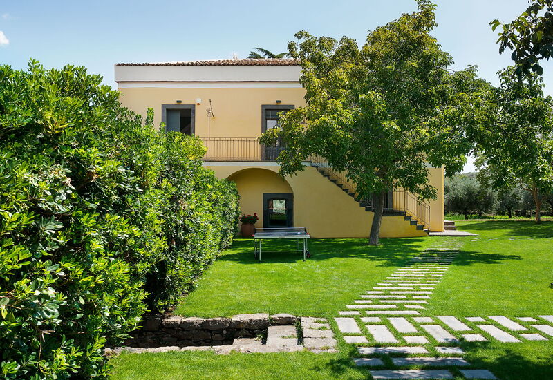 Villa Tranquilla - Randazzo, Sicilia: Autumn, Building Exterior, Garden, Outdoor, Spring, Summer