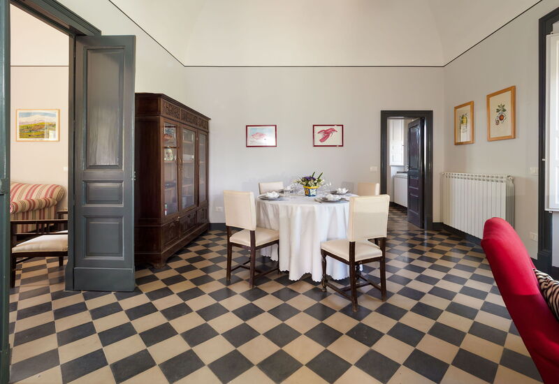 Villa Tranquilla - Randazzo, Sicilia: Autumn, Dining Room, Spring, Summer