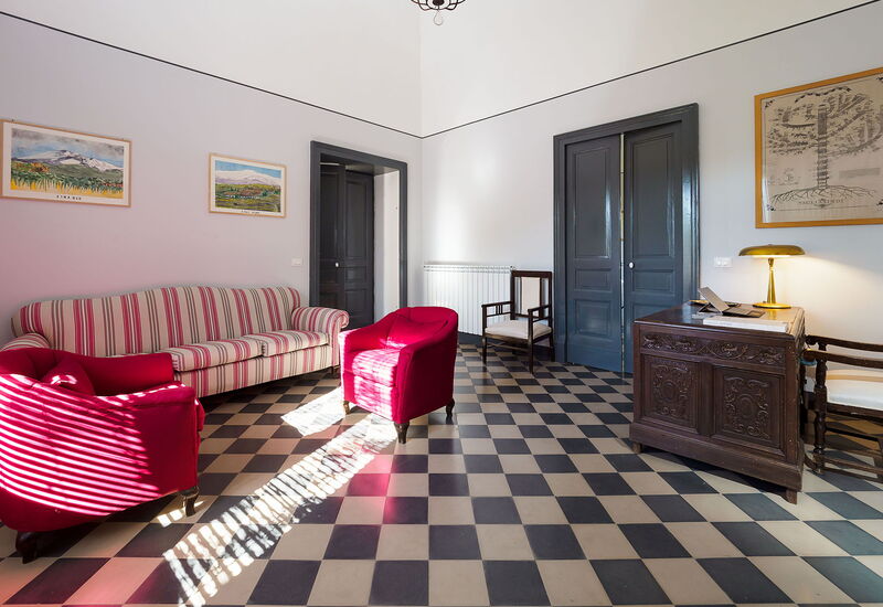Villa Tranquilla - Randazzo, Sicilia: Autumn, Living Room, Spring, Summer