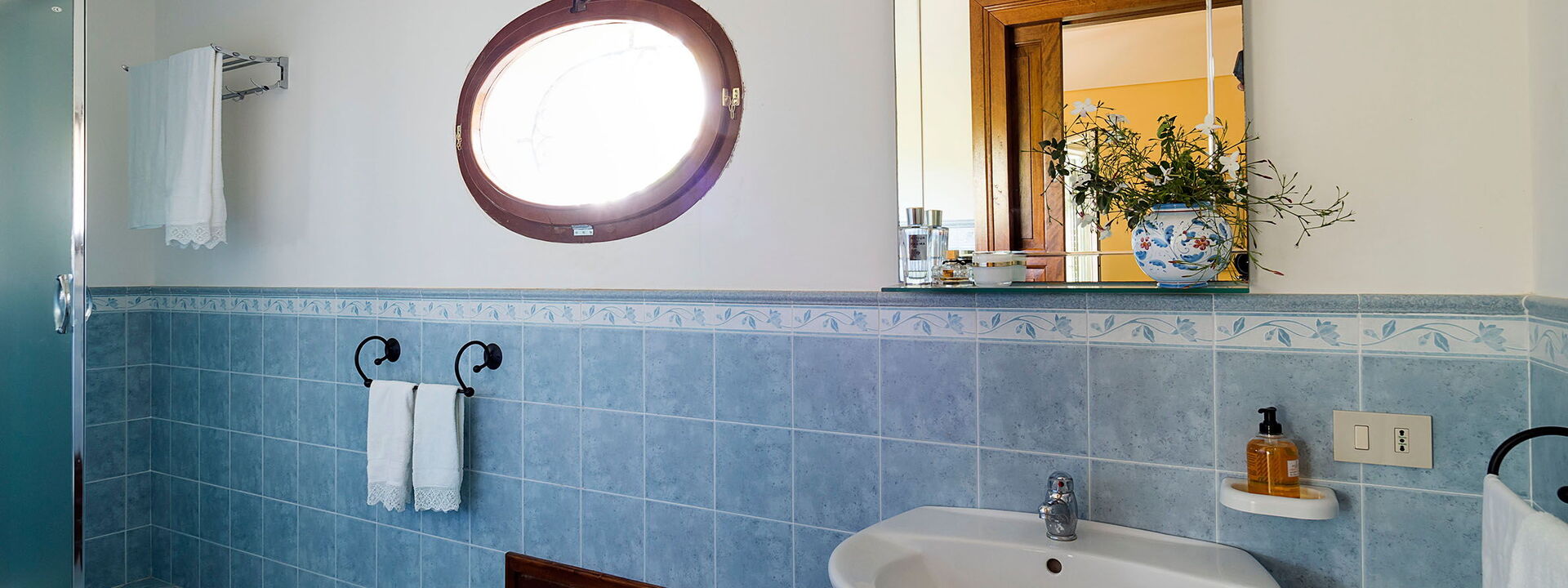 Casa Fiore - Salemi, Sicilia: Automne, Été, Printemps, Salle de bain