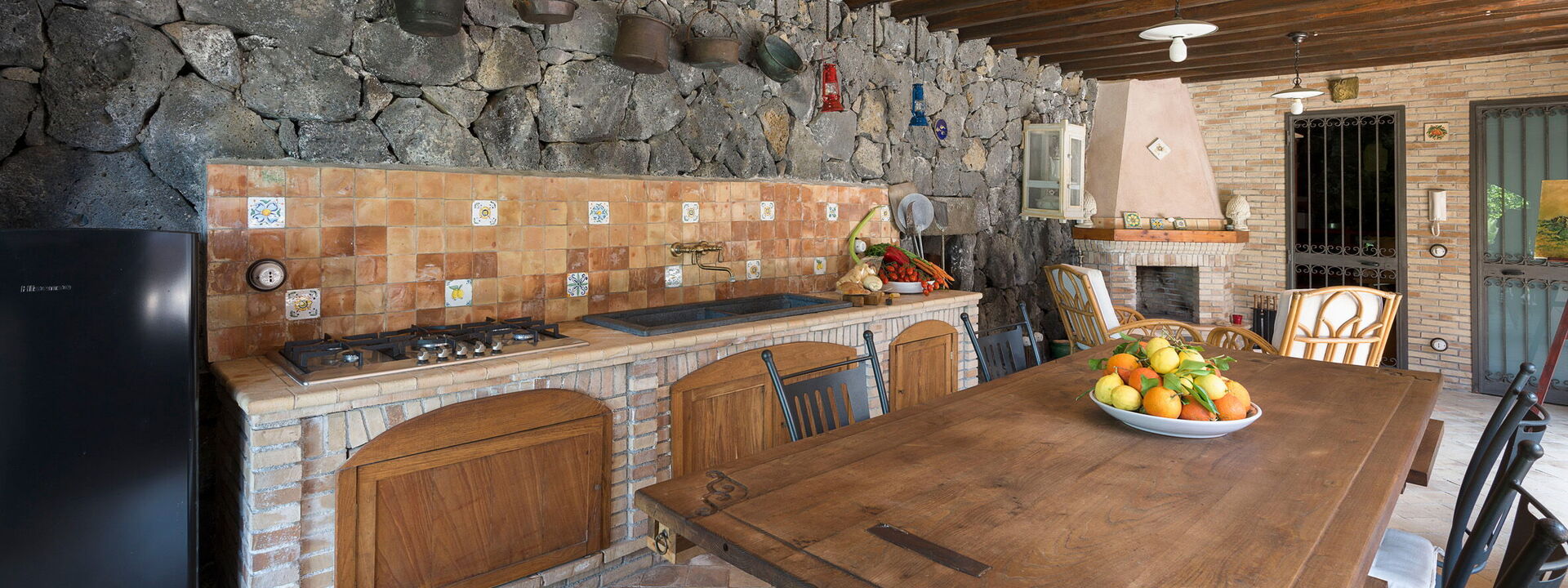 Oasi Verde - Santa Maria La Stella, Sicilia: Autumn, Balcony / Terrace / Patio, Building Exterior, Outdoor, Spring, Summer