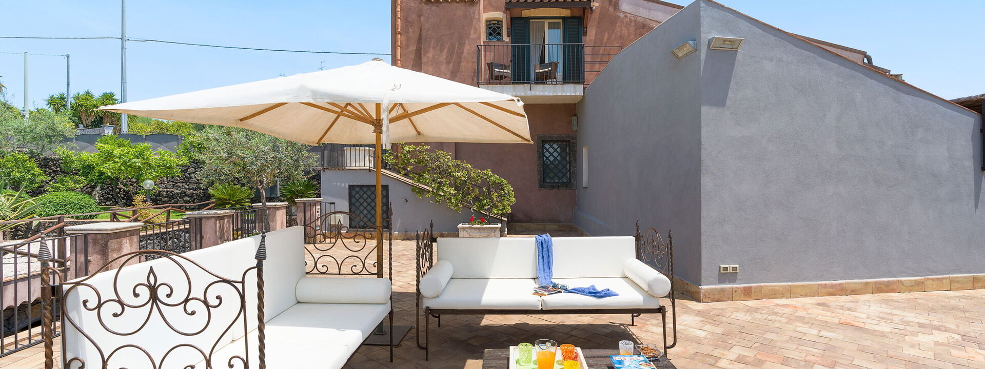 Oasi Verde - Santa Maria La Stella, Sicilia: Autumn, Balcony / Terrace / Patio, Building Exterior, Outdoor, Spring, Summer