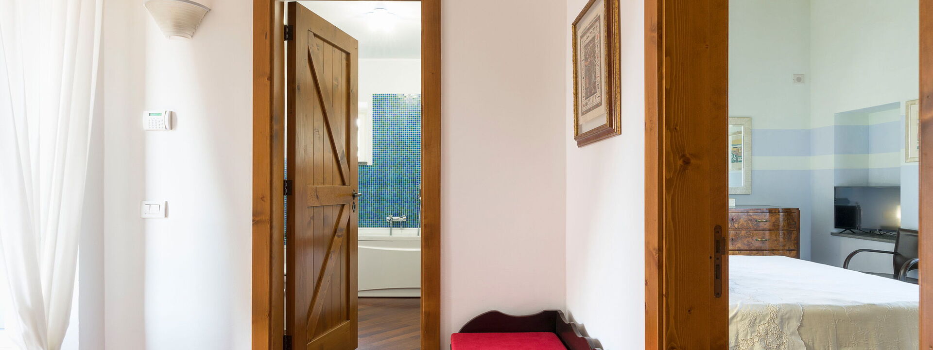 Oasi Verde - Santa Maria La Stella, Sicilia: Autumn, Bathroom, Bedroom, Spring, Summer