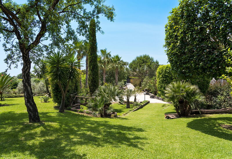 Oasi Verde - Santa Maria La Stella, Sicilia: Autumn, Building Exterior, Garden, Outdoor, Spring, Summer
