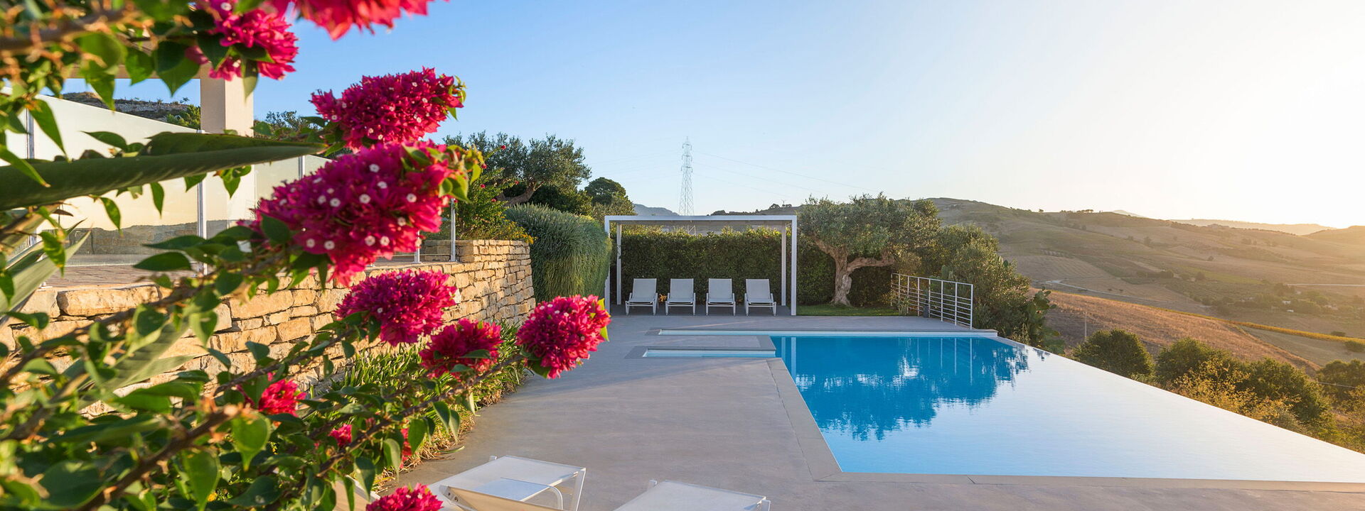 Mirabilia - Tangi, Sicilia: Automne, Balcon / Terrasse / Patio, bassin, Été, Extérieur, Extérieurs, Printemps, Vues