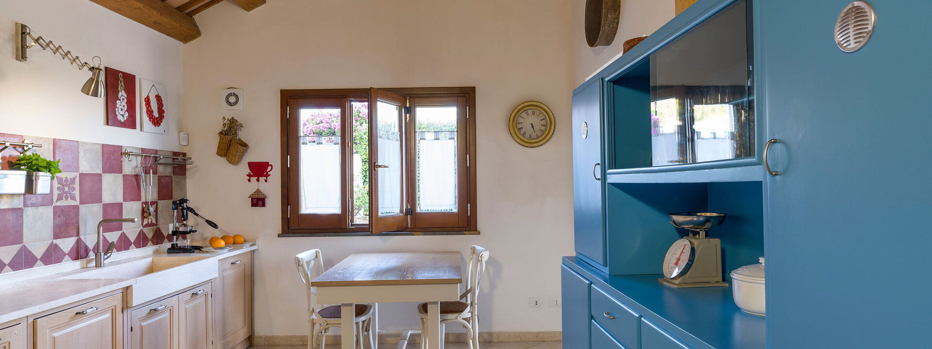 Mirabilia - Tangi, Sicilia: Automne, Cuisine, Été, Printemps