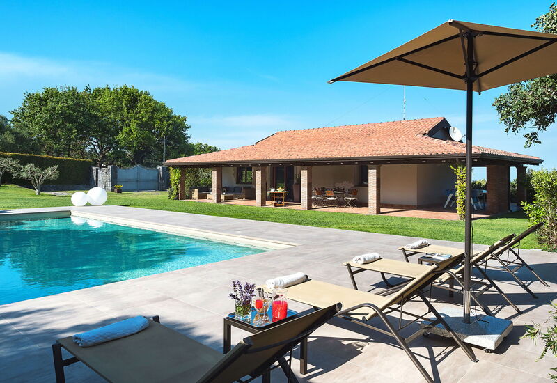 Casa Bedda - Viagrande, Sicilia: Autumn, Balcony / Terrace / Patio, Building Exterior, Garden, Outdoor, Pool, Spring, Summer