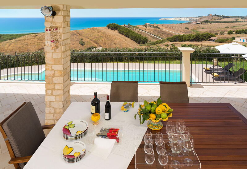 Villa Vistamare - Montallegro, Sicilia: Automne, Balcon / Terrasse / Patio, bassin, Été, Extérieur, Extérieurs, Jardin, Printemps, Vues