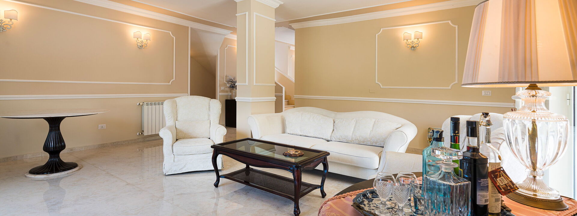 Casamonte - Castelmola, Sicilia: Frühling, Herbst, Sommer, Wohnzimmer