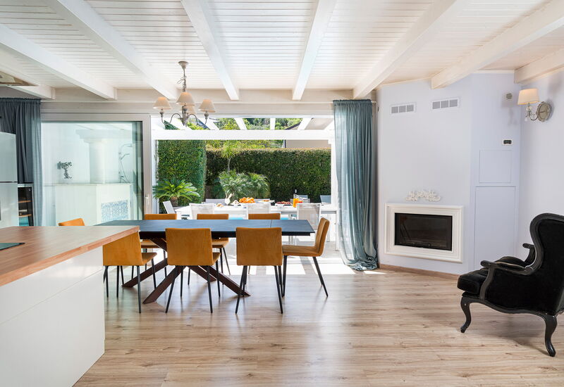 Casamonte - Castelmola, Sicilia: Autumn, Balcony / Terrace / Patio, Dining Room, Kitchen, Spring, Summer