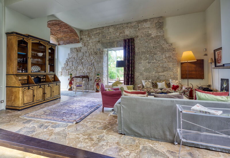 Villa Maestosa - Camaiore, Toscana: Autumn, Living Room, Spring, Summer
