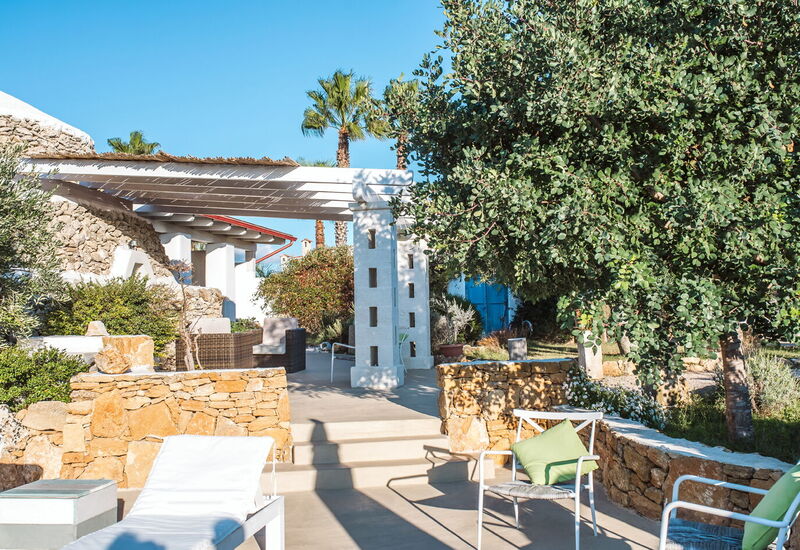 Villa Trullo - Torricella, Puglia: Außen, Balkon / Terrasse / Patio, Draussen, Frühling, Garten, Herbst, Sommer