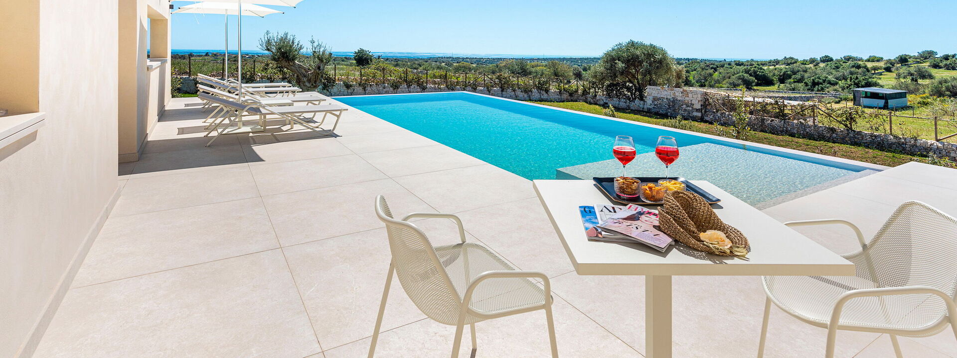 Villa Argento - Rosolini, Sicilia: Autumn, Balcony / Terrace / Patio, Building Exterior, Garden, Outdoor, Pool, Spring, Summer