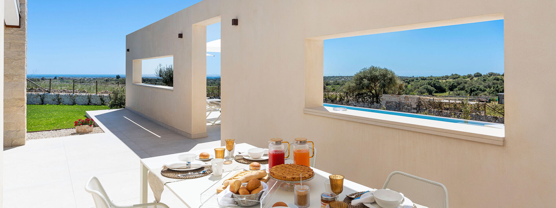 Villa Argento - Rosolini, Sicilia: Autumn, Balcony / Terrace / Patio, Building Exterior, Garden, Outdoor, Spring, Summer
