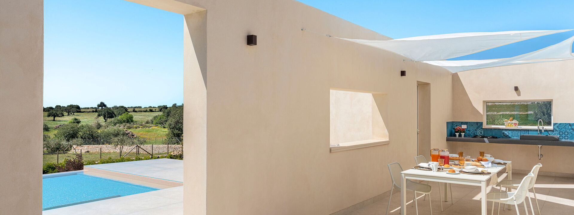 Villa Argento - Rosolini, Sicilia: Autumn, Balcony / Terrace / Patio, Building Exterior, Garden, Outdoor, Pool, Spring, Summer