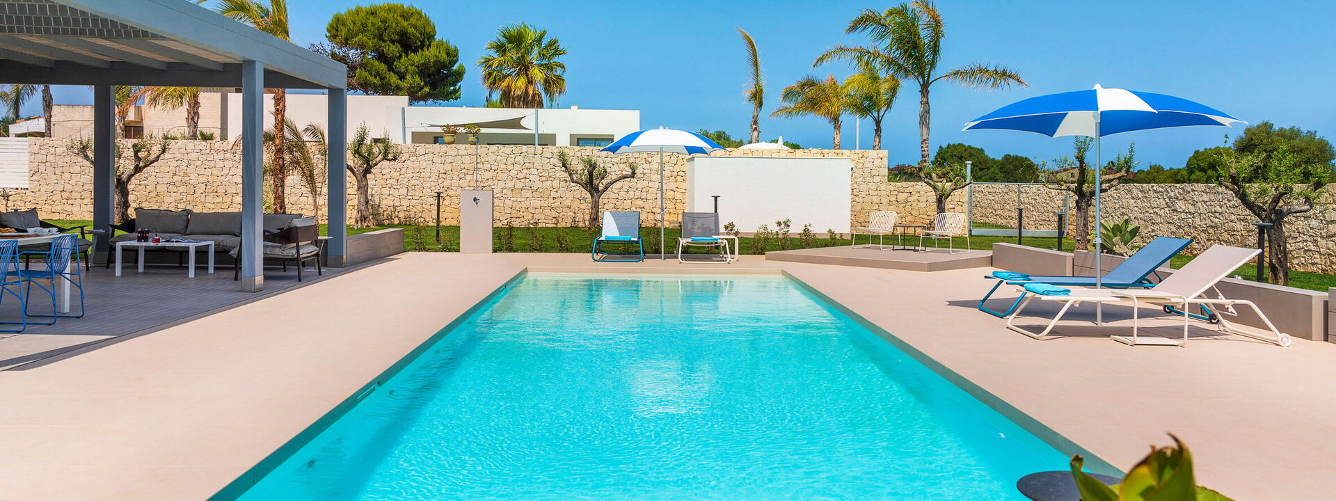 Casa Colori - Noto, Sicilia: Autumn, Balcony / Terrace / Patio, Building Exterior, Outdoor, Pool, Spring, Summer