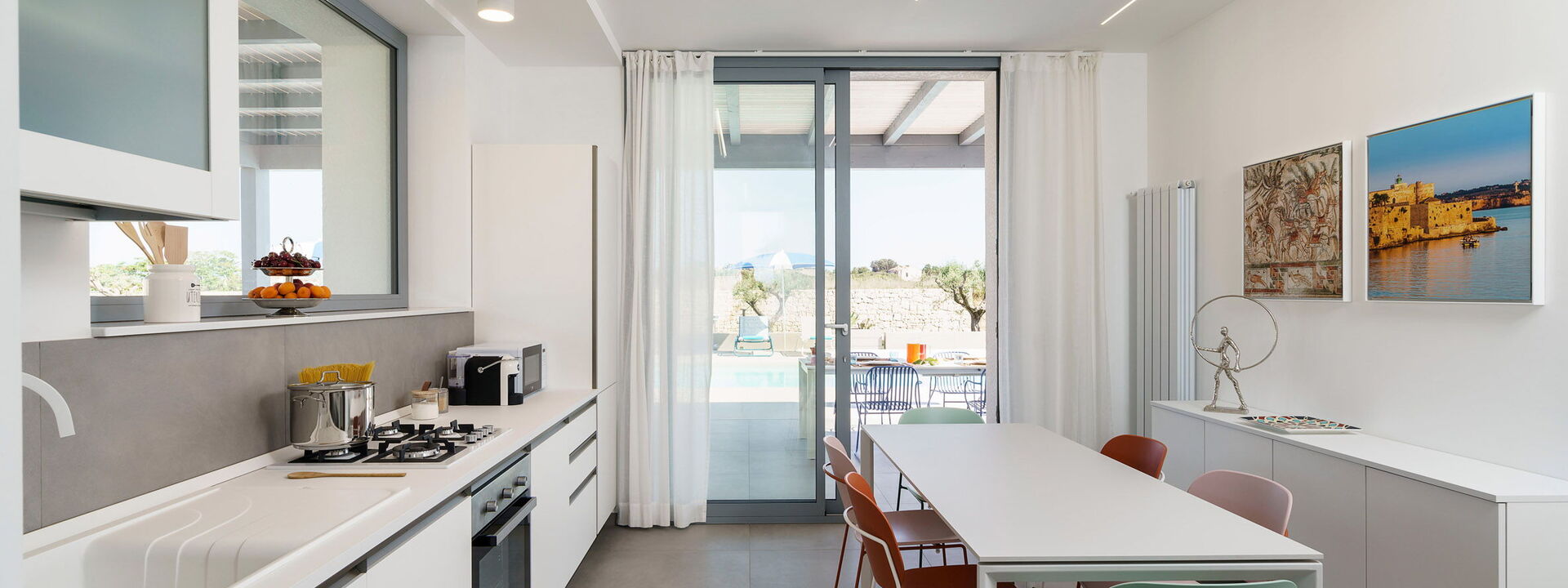 Casa Colori - Noto, Sicilia: Autumn, Dining Room, Kitchen, Spring, Summer