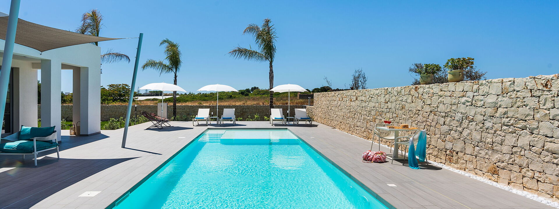 Villa Le Palme - Noto, Sicilia: Autumn, Balcony / Terrace / Patio, Building Exterior, Outdoor, Pool, Spring, Summer