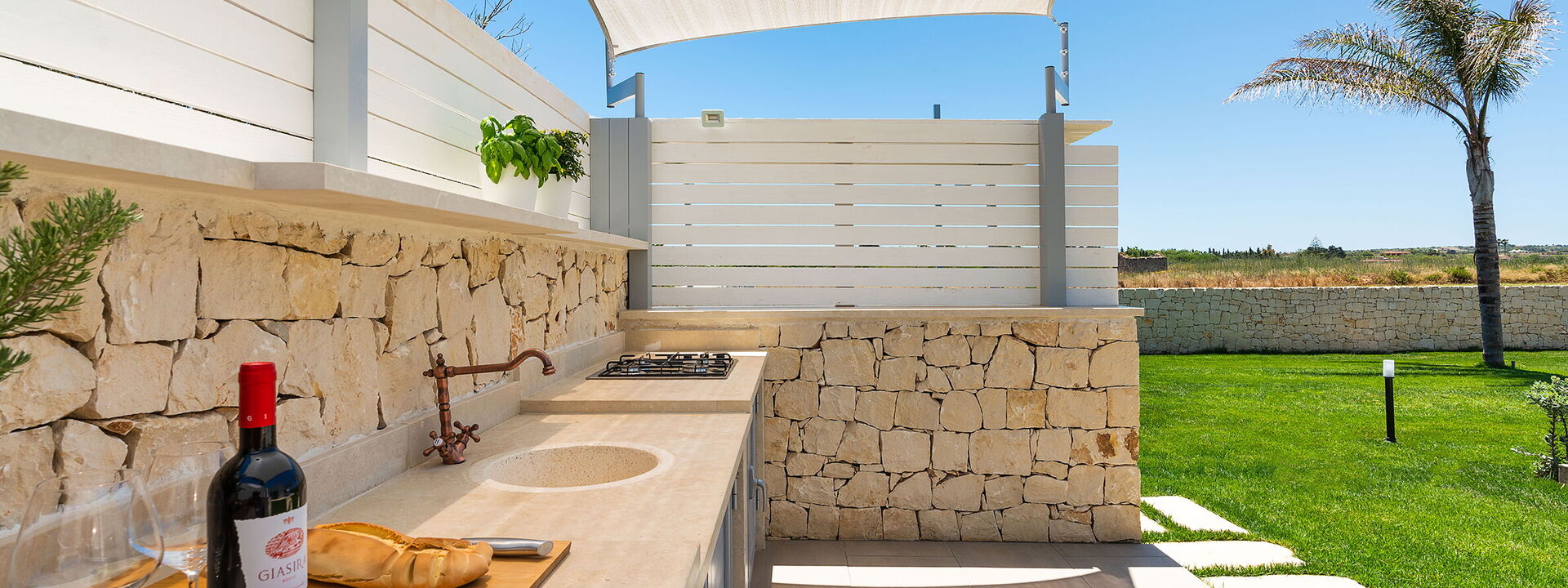 Villa Le Palme - Noto, Sicilia: Autumn, Balcony / Terrace / Patio, Building Exterior, Garden, Kitchen, Outdoor, Spring, Summer