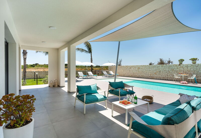 Villa Le Palme - Noto, Sicilia: Automne, Balcon / Terrasse / Patio, bassin, Été, Extérieur, Extérieurs, Printemps