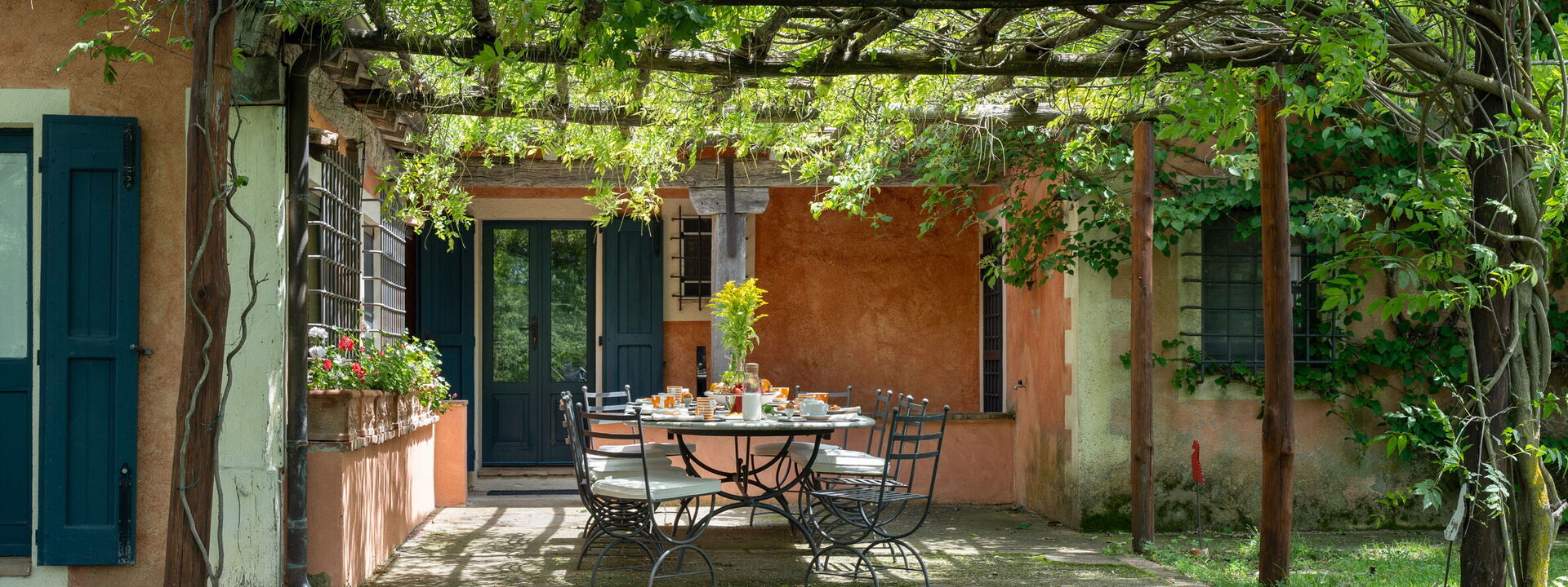 Casale Collina Verde - San Casciano Dei Bagni, Toscana: Autumn, Balcony / Terrace / Patio, Building Exterior, Garden, Outdoor, Spring, Summer