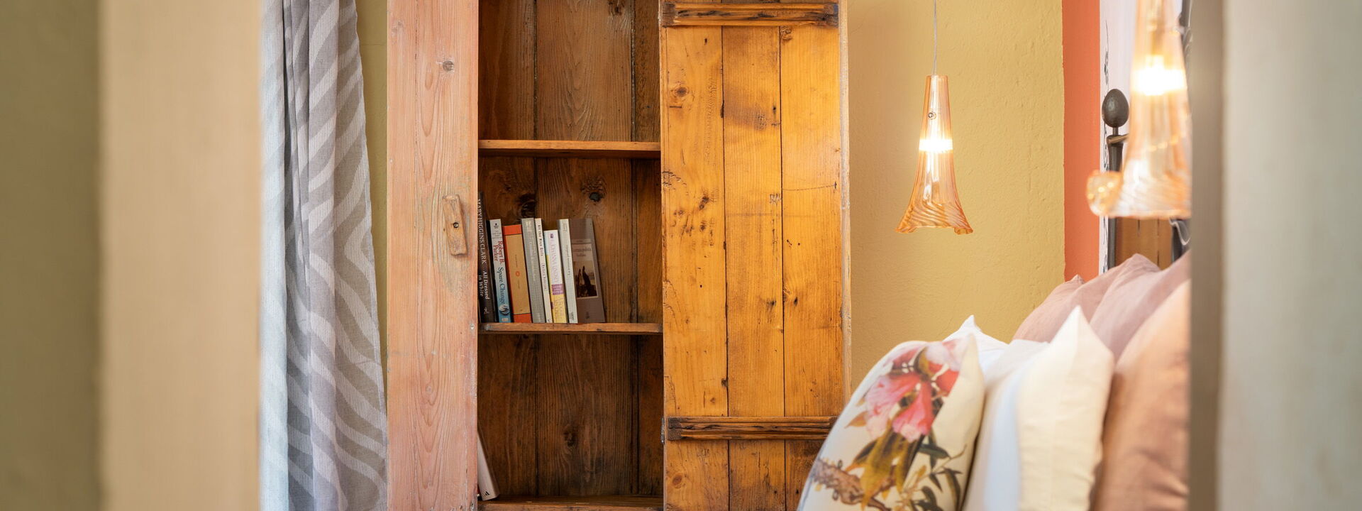 Casale Collina Verde - San Casciano Dei Bagni, Toscana: Autumn, Bedroom, Spring, Summer