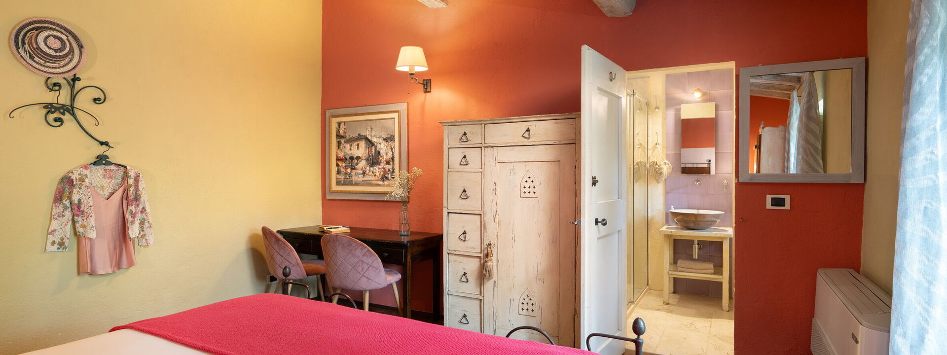 Casale Collina Verde - San Casciano Dei Bagni, Toscana: Autumn, Bedroom, Spring, Summer