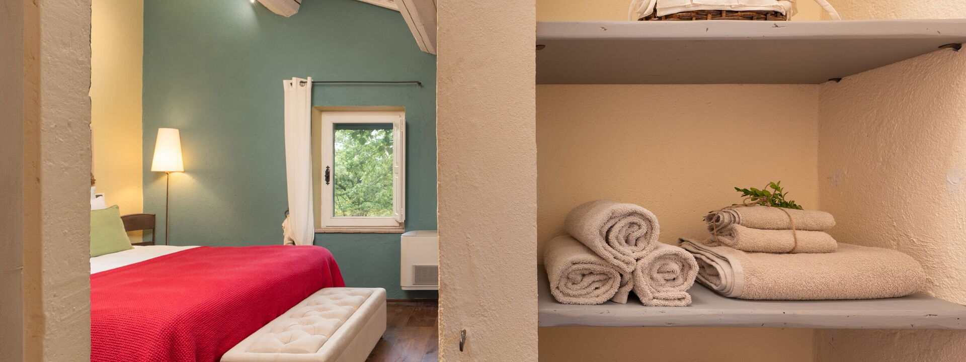 Casale Collina Verde - San Casciano Dei Bagni, Toscana: Autumn, Bedroom, Spring, Summer