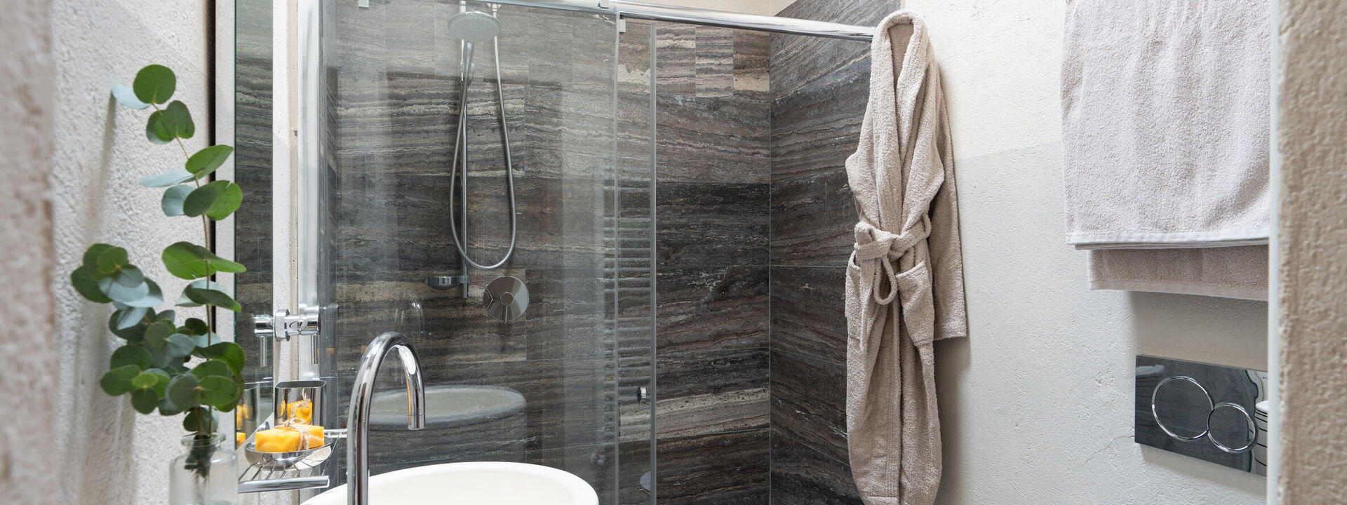 Casale Collina Verde - San Casciano Dei Bagni, Toscana: Autumn, Bathroom, Spring, Summer