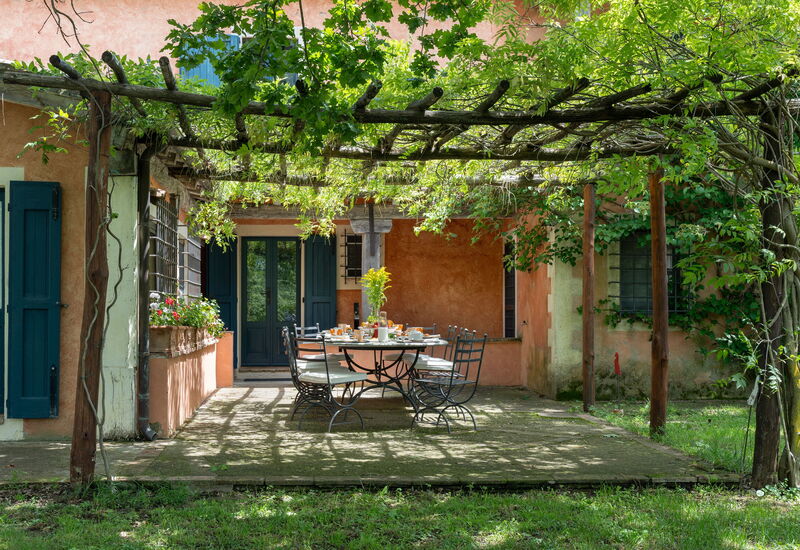 Casale Collina Verde - San Casciano Dei Bagni, Toscana: Außen, Balkon / Terrasse / Patio, Draussen, Frühling, Garten, Herbst, Sommer