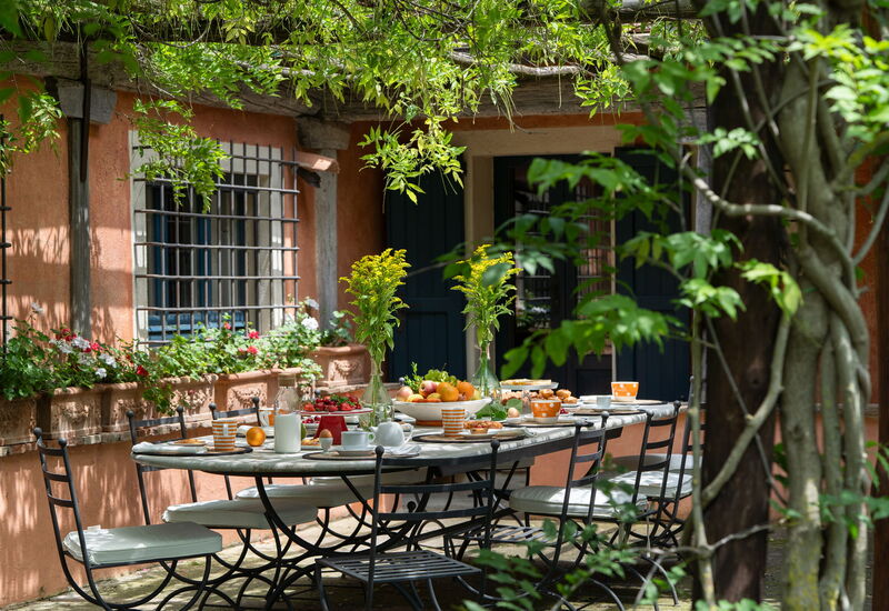 Casale Collina Verde - San Casciano Dei Bagni, Toscana: Außen, Balkon / Terrasse / Patio, Draussen, Frühling, Herbst, Sommer