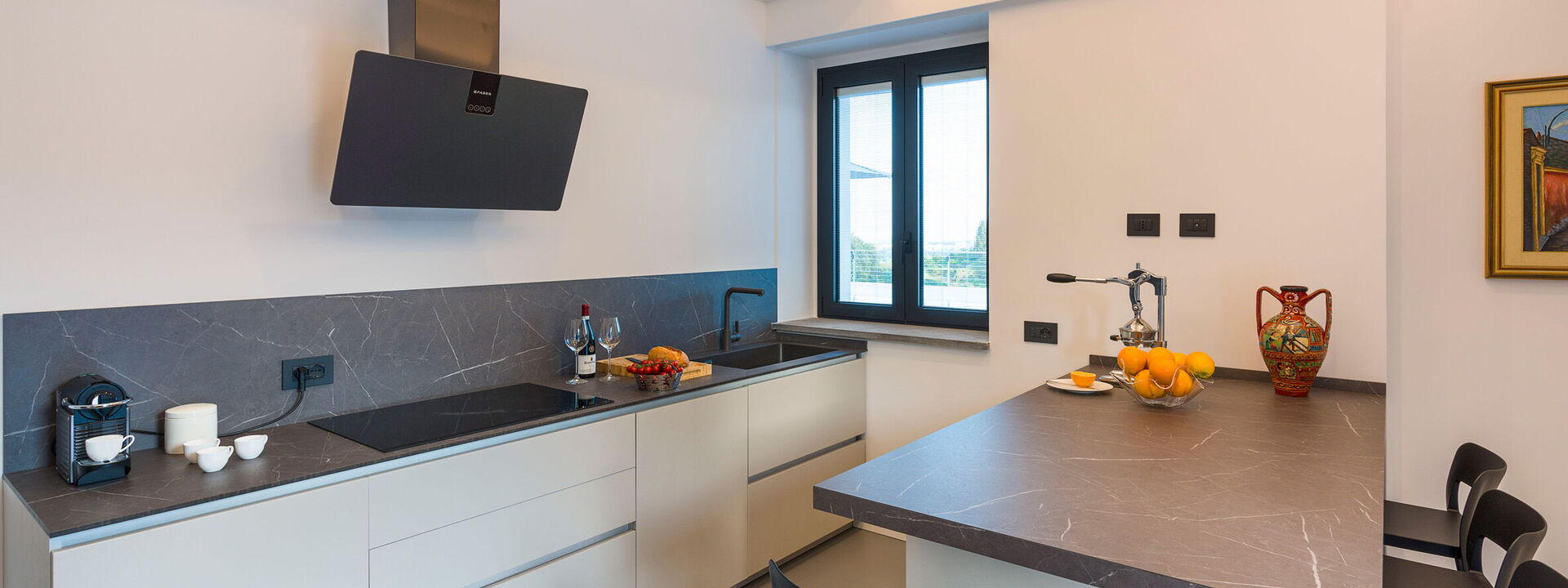 Villa Decoro - Mascali, Sicilia: Frühling, Herbst, Küche, Sommer