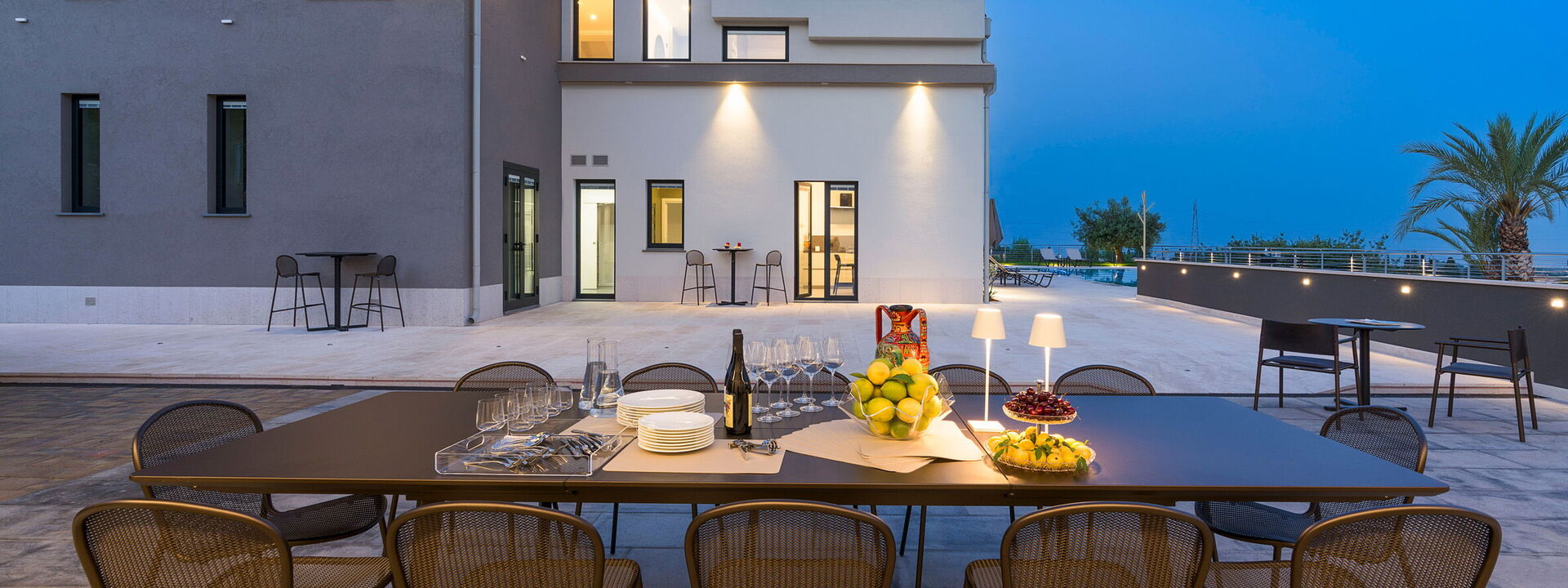 Villa Decoro - Mascali, Sicilia: Außen, Balkon / Terrasse / Patio, Draussen, Frühling, Herbst, Sommer