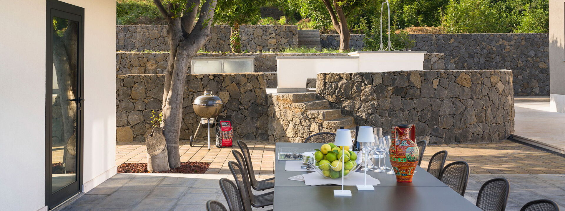 Villa Decoro - Mascali, Sicilia: Außen, Balkon / Terrasse / Patio, Draussen, Frühling, Herbst, Sommer